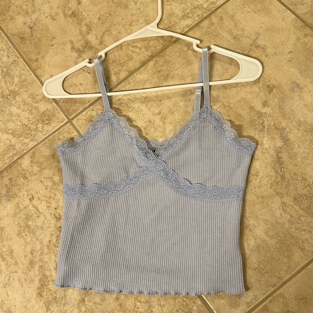 H&M lace tank. Size small. NWT